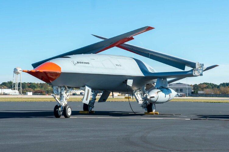 MQ-25A-Stingray.jpg