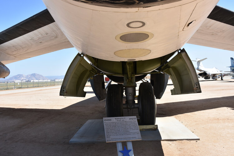 B-47 main gear.jpeg