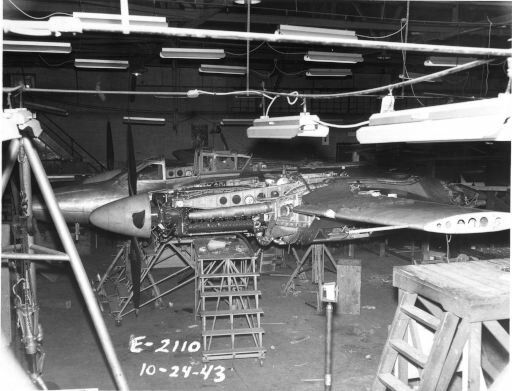Mc Donnell XP-67 en construction (PhR2).jpg