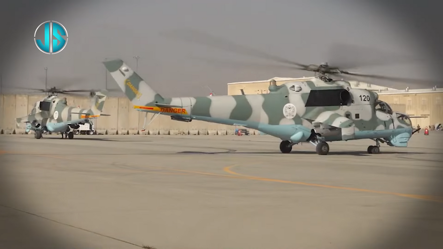 Afghan Mi-24 (120) taxiing (2024) (2).png