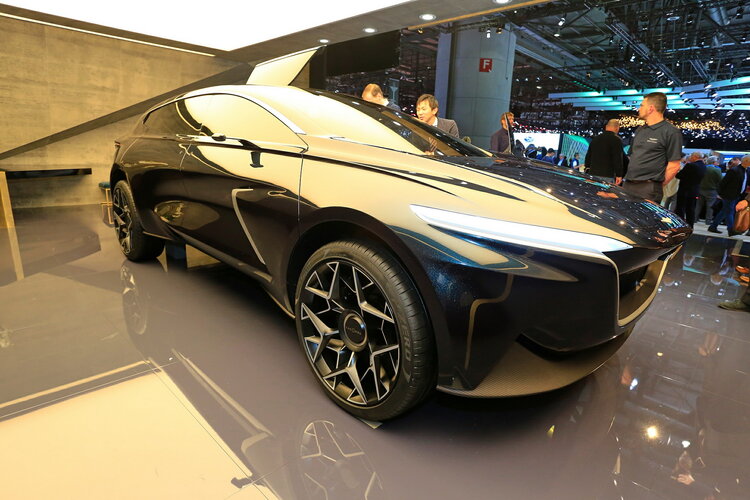 ee7be564-lagonda-suv-4.jpg