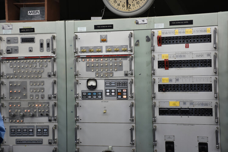 9. Launch Control Capsule electonics.jpeg