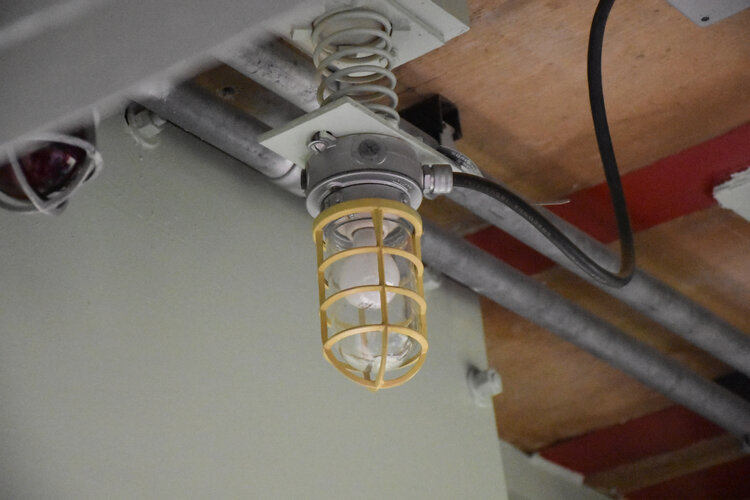 13. Launch Capsule Shock Mounts.jpeg