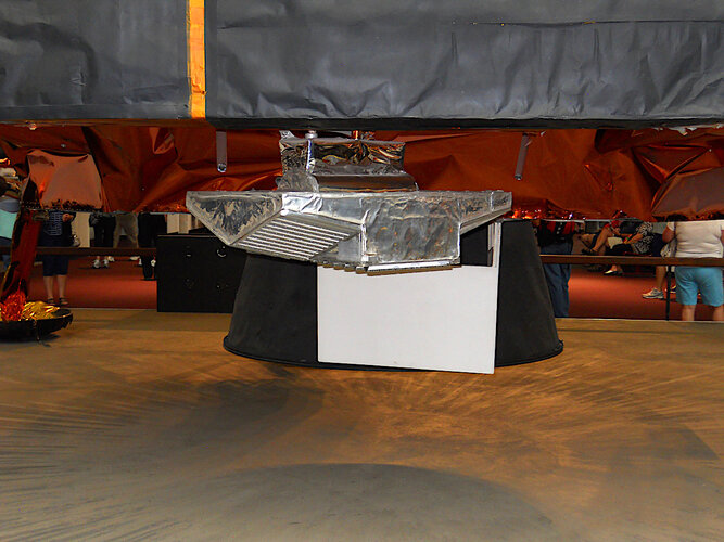 Descent Stage Doppler Radar Closeup.jpeg