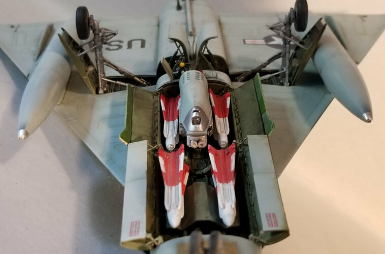 f106-6shooter9_1_orig.jpg
