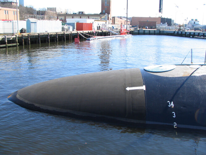 NR-1 with SSN-23 in foreground.jpeg