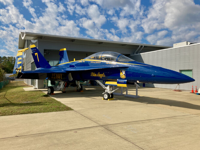 7-F:A-18B used by Blue Angels.jpeg