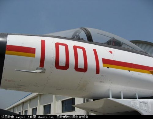 J-10A 1001 close up 11.jpg