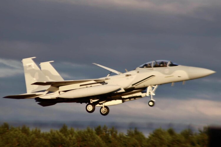 F15QA_arrivals_Lakenheath_2.jpg