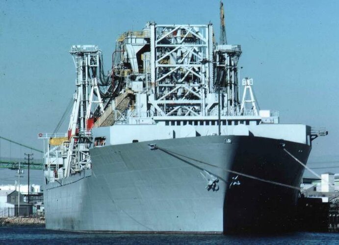 Glomar Explorer after mission 2.jpg