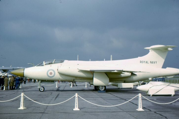 blackburn-buccaneer-in-anti-flash-white-725x483.jpg