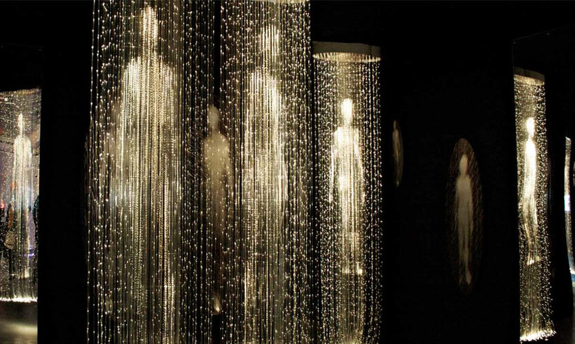 homosluminosos_roselinedethelin_light_art_sculpure_02.jpg