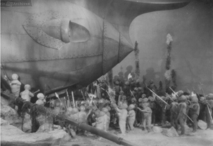 1929_mysterious_island_underwater people.jpg