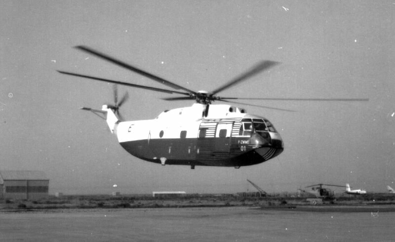 Sud Aviation SE 3210 Super Frelon n° 01 record en vol (PhR).jpg