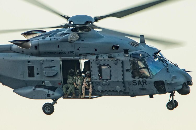 Valencia-DANA-Ejercito-del-Aire-803-Escuadron-NH90.jpg