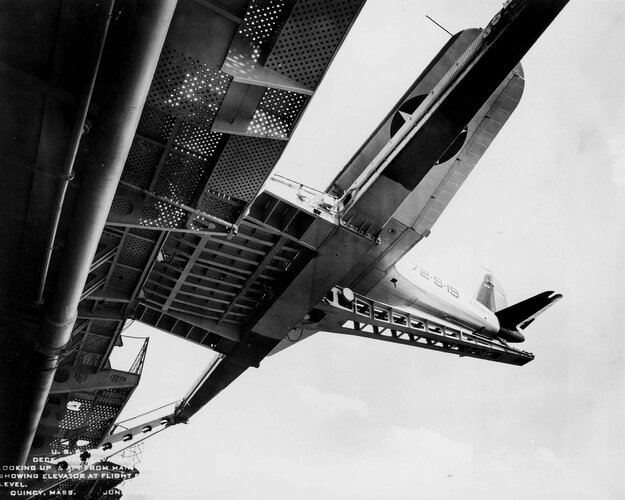 USS Wasp CV-7 deck edge elevator SB2U 1940 #3.jpg