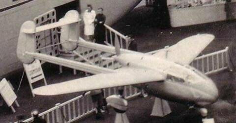 AL-06 au Salon 1946.jpg