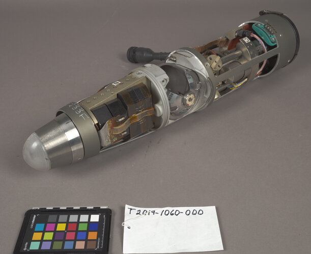 038FE54D407A2_008.jpg