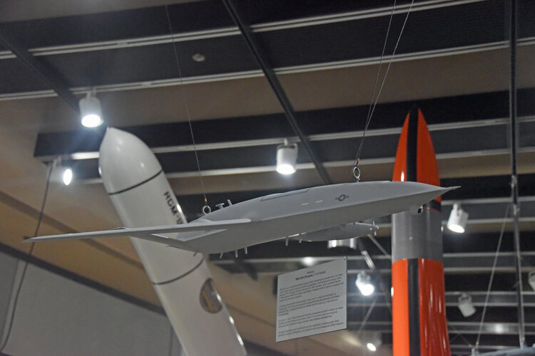 MQ-25_16_Louice.jpg