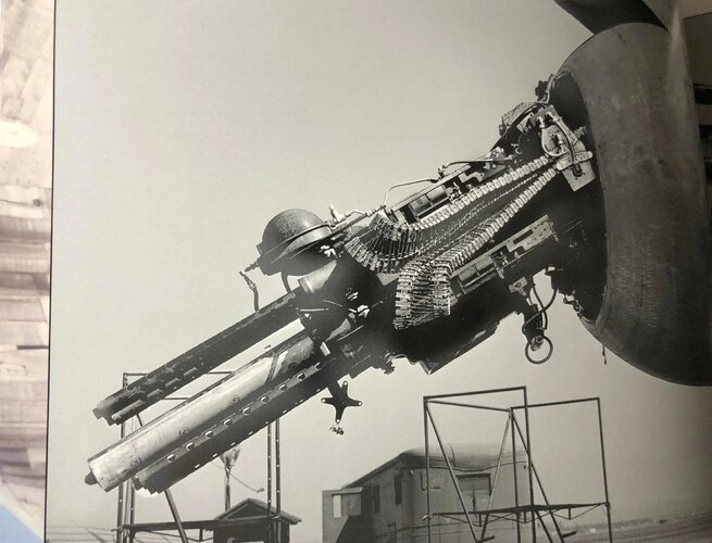 quad-50-cal-scorpion-tail-on-the-northrop-xb-35-flying-wing-v0-4rhjojvqnwrc1.jpg