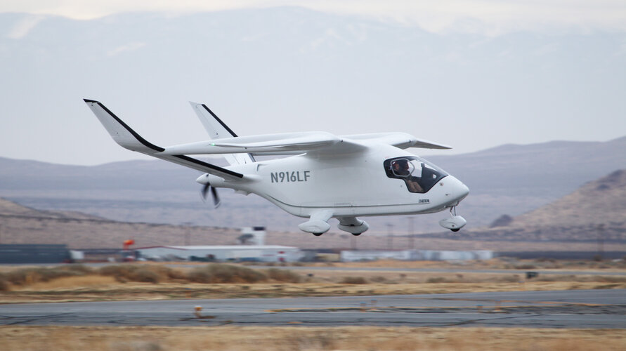 zBeta CX300 N916LF MJV 2025_03_05 - 1.jpg