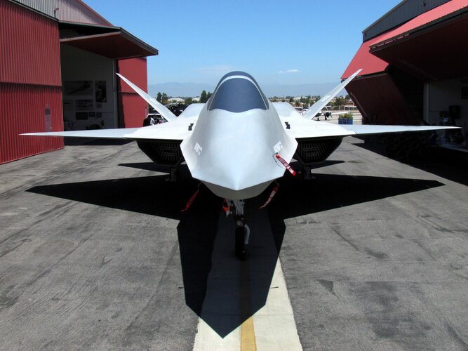 YF-23-nose-scaled.jpg