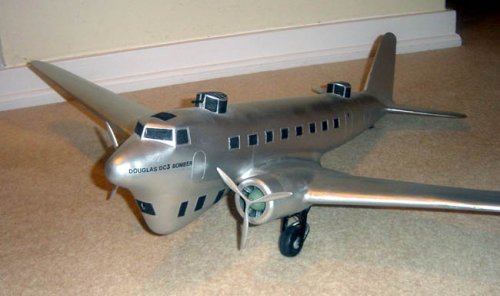Douglas DC-3 Bomber 02.jpg