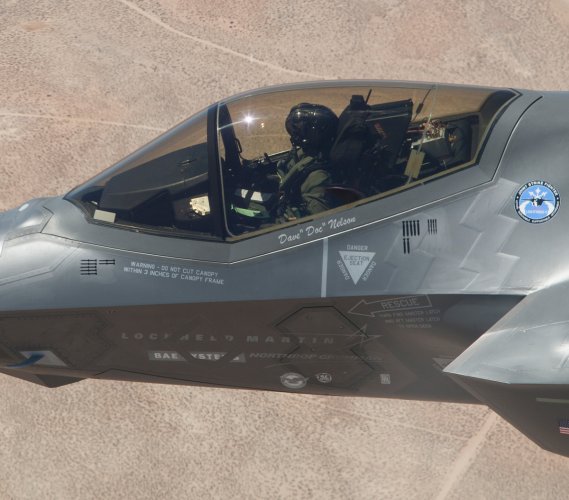 2013_F35A_wpns_marks_13J00382_12_1267828237_8508.jpg