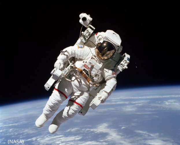 NASA_space_walk_-McCandless_S84-27562orig-1068x858.jpg