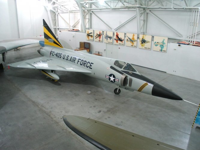 F-102-1024x768-1.jpg