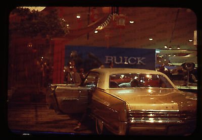 195-Vintage-35mm-Slide-Photo-GM-FUTURAMA.jpg