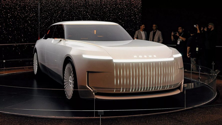 Roewe-Pearl-1-copy-2048x1153.jpg
