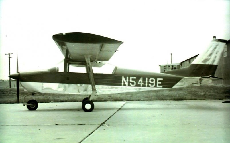 Cessna 160.jpg