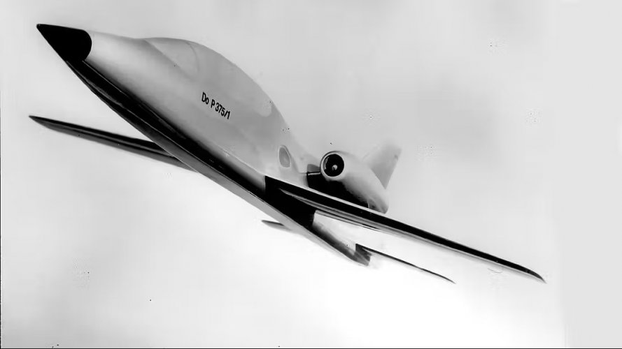 20241016_Dornier P.375_1_model_Eurotrainer_FlugRevue_007.jpg