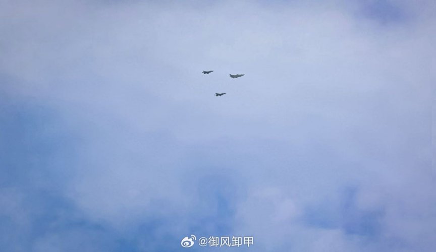 J-20 + 2x J-35A - 20250608 - xxx.jpg