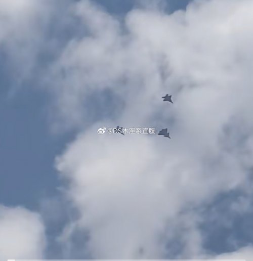 J-20 + 2x J-35A - 20250608 - DS木淫系宜腹.jpg