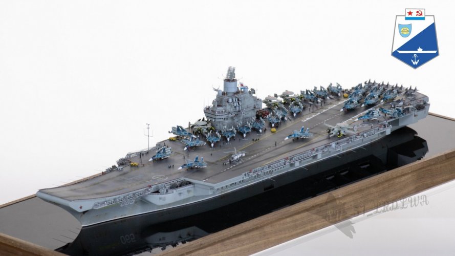 Soviet Navy Ulyanovsk Project 1143.7 model - 1.jpg