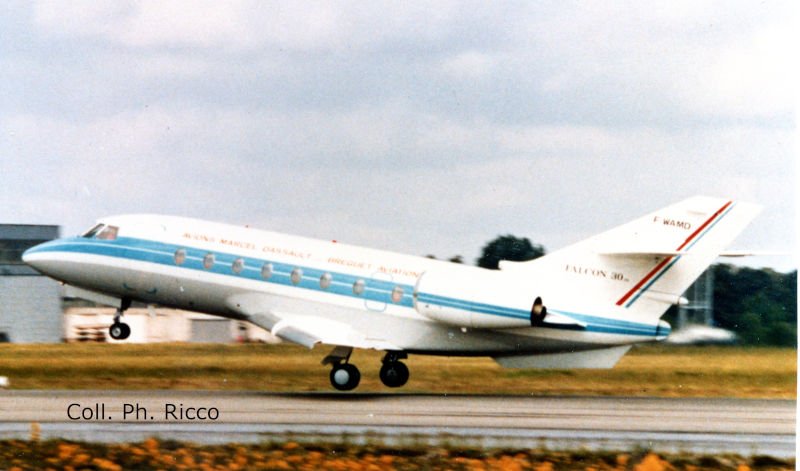 Dassault Falcon 30 1er vol 11 mai 1973 (PhR4).jpg