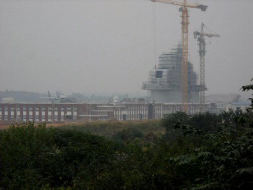 Wuhan carrier mock-up 11.10.09 - 01.jpg