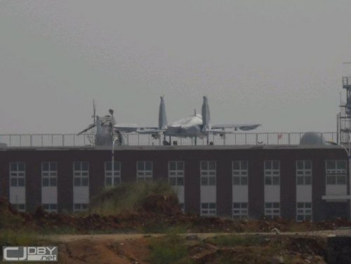 Wuhan carrier mock-up 11.10.09 - 06 J-15.jpg