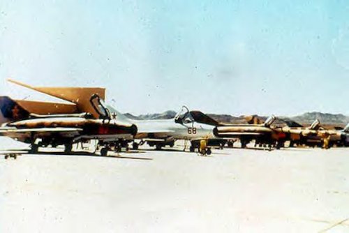 4417tef-mig-flightline-2.jpg