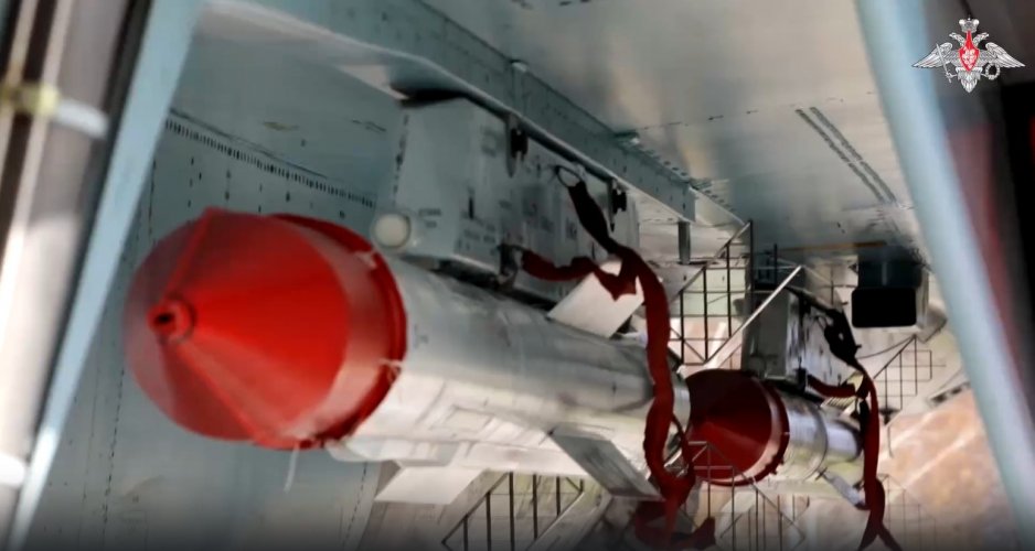 R-77-1 with radar fuse 1.jpg