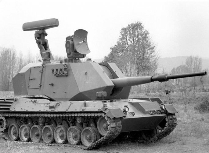 otomatic aa tank_n.jpg