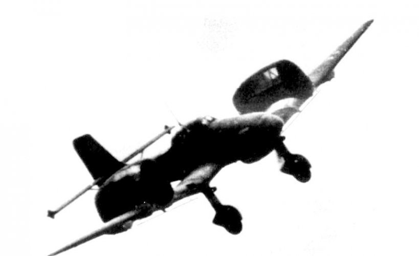 ju87 personel pod.jpg