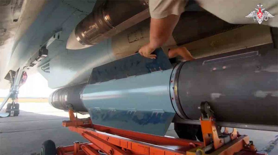 Su-35S with R-37M.jpg