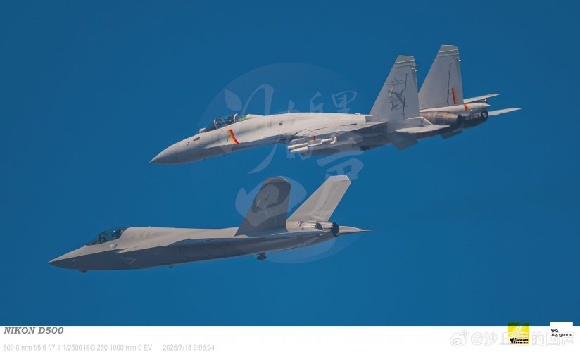 J-35 PLAN NA operational - 沙丘里的回声 - 3 + J-15T.jpg
