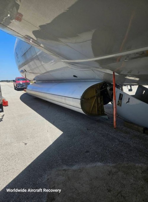 20250725_Worldwide Aircraft Recovery_Boeing_E-8C_JSTARS_Radar_Lackland_AFB_001.jpg