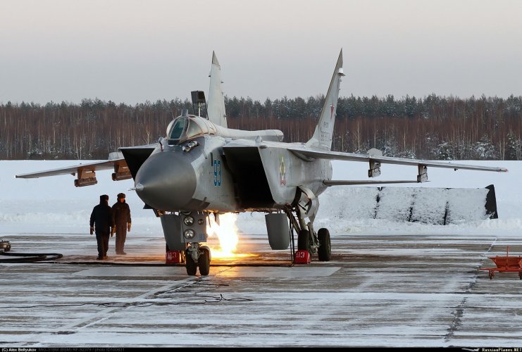 MiG-31BM APU start.jpg