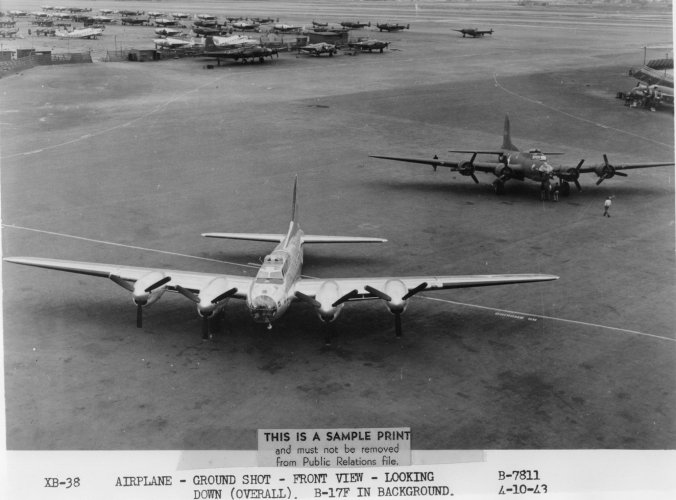 XB-38_B-17[1].jpg