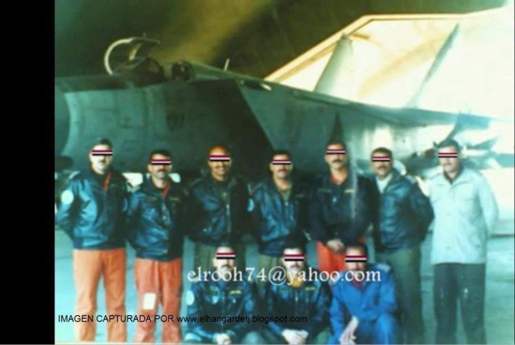 MIG-25 IRAQUI PILOTOS ESCUADRON 96 PRE-1991 GRUPO 2.jpg